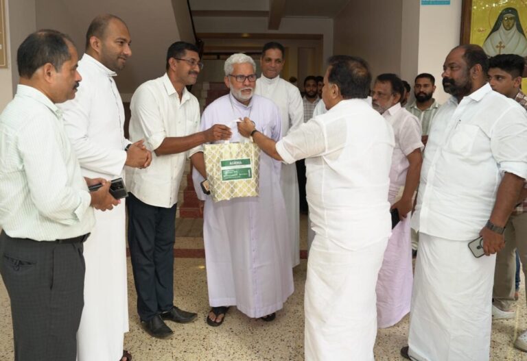 പാലനോവ ഉൽപ്പന്നങ്ങൾ ആഭ്യന്തര മന്ത്രിക്ക് സമ്മാനിച്ചു